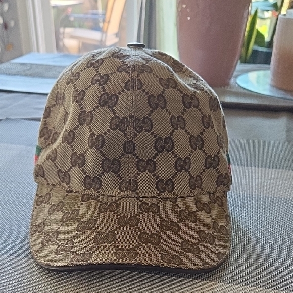 Gucci Tan and Brown Logo Cap - Picture 2 of 4